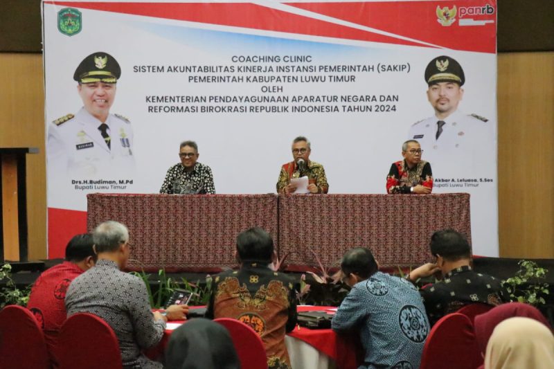 Bupati Budiman Buka Coaching Clinic Peningkatan Implementasi AKIP Pemkab Lutim