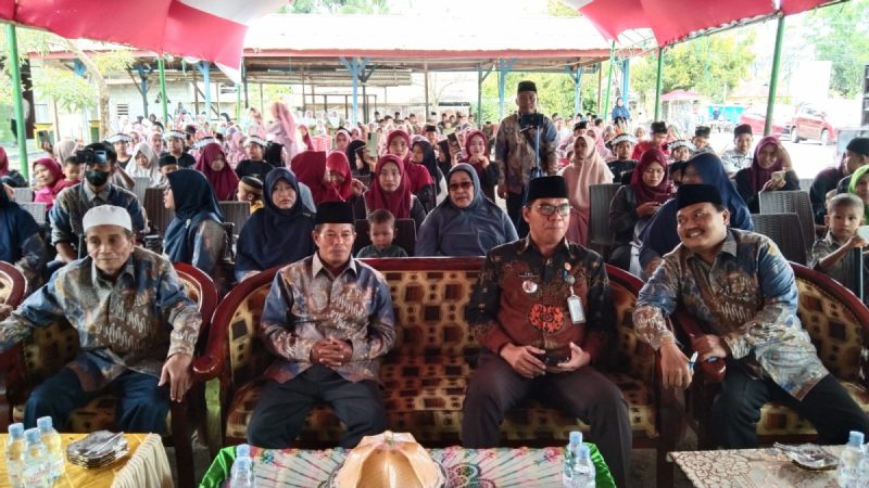 Camat Tomoni Timur Hadiri Kegiatan Penamatan Madrasah Sabilitaqwa Desa Margomulio