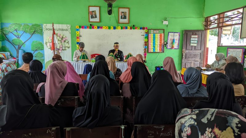 Komite Sekolah, Kepala Sekolah dan Wali Murid Gelar Rapat Bersama