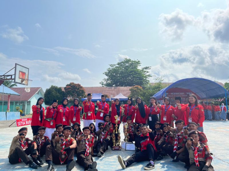 Mahapati Competition se Womantorau, SMPN 1 Tomoni Timur Raih Juara I