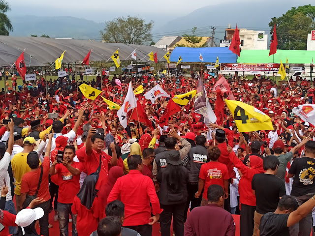 Massa Membludak Setiap Kukuhkan Tim Pemenangan , Jubir Budiman-Akbar : Sangat Wajar kalau Survei kita tinggi