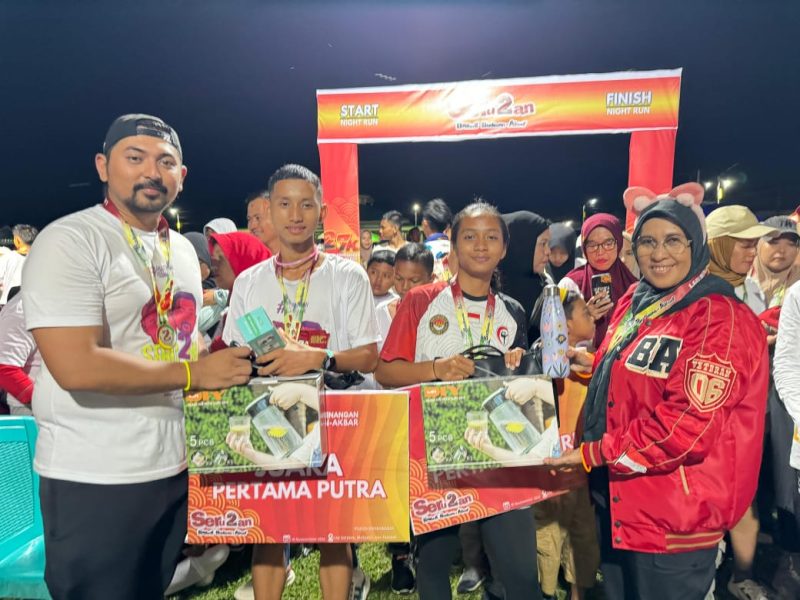 Sufriyati Budiman Lepas Peserta Milenial Fun Night Run di Tomoni