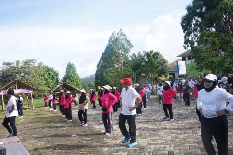 Semarak HKN ke-60: Dinkes Lutim Gelar Tes Kebugaran dan Germas Prioritas