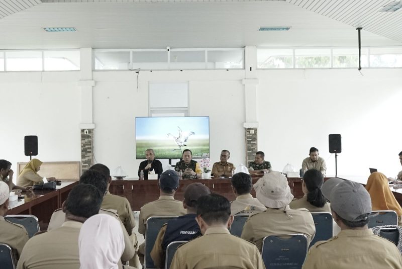 Dukung Program Ketahanan Pangan, TNI AD Kunjungi Dinas Pertanian Lutim