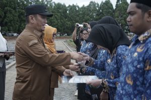 Momentum Bersejarah di Lutim, Bupati Irwan Serahkan SK Pengangkatan 2.283 CPNS dan PPPK