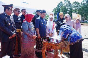 Wujud Komitmen Pemerintah Tingkatkan Kesejahteraan Aparatur Daerah, 554 PPPK Lutim Terima SK